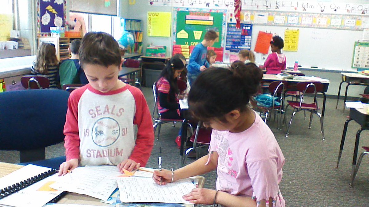Looking for literary devises in lively poetry in Room 107 (alliteration). <a href="/D13Eagles/">Erickson Elementary</a>