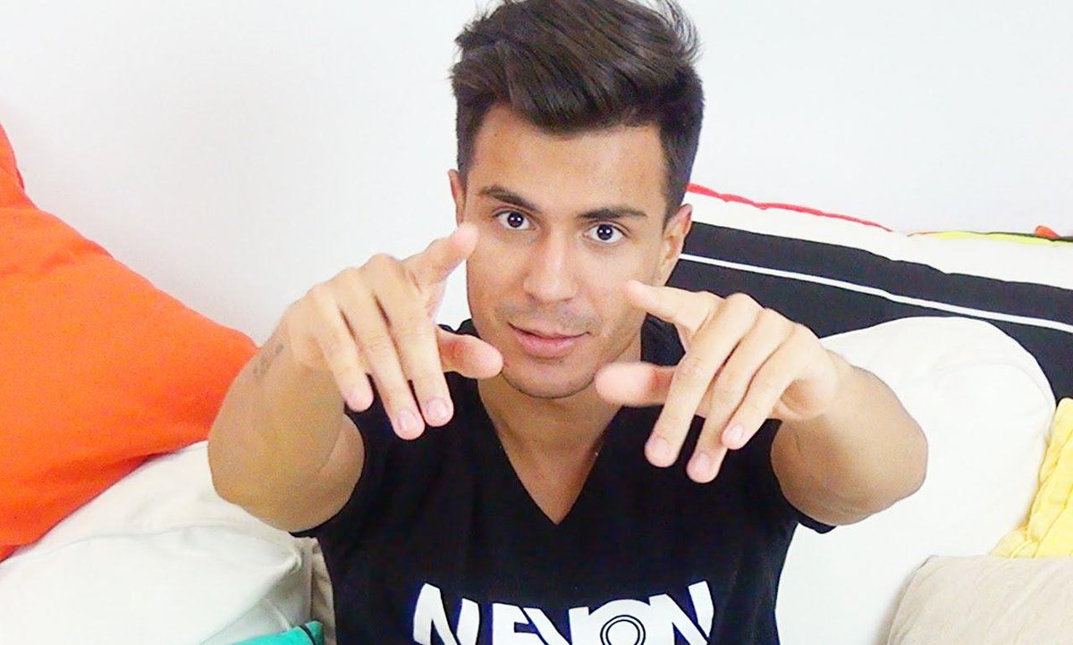 thiegonovais's tweet photo. EXCLUSIVO: Anunciado o substituto de Zyan Malik. "Agora vocês descobriram o motivo do fim do Restart", conta Pelu. http://t.co/a9VRsHzG32