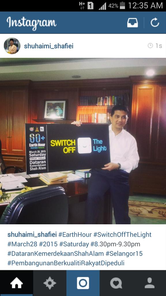 ShuhaimiShafiei's tweet photo. #EarthHour #SwitchOffTheLight #March28 #2015 #8.30-9.30pm #DataranKemerdekaan #ShahAlam #Selangor @AzminAli #fb http://t.co/wm94ZKzRUm