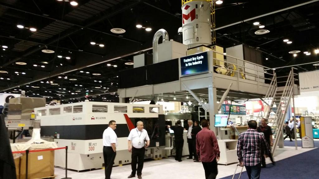 warrenginn's tweet photo. @IDSA #IDSASouth15 #bigmachines http://t.co/HWVktcuH8o