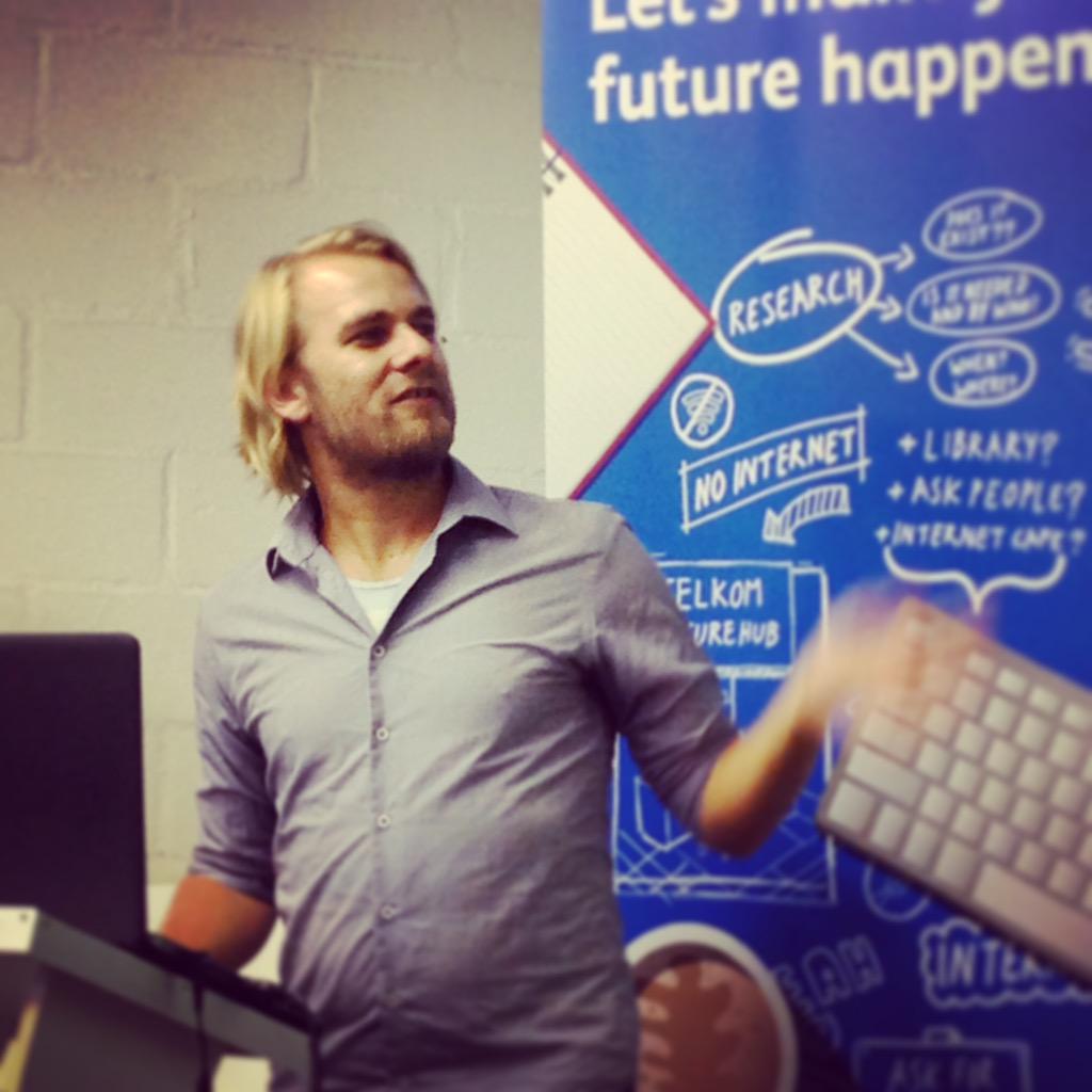 DrupalCapeTown's tweet image. Alex Kirsten from Greenbox Design, talking at the #Drupal #CapeTown meetup @BandwidthBarn