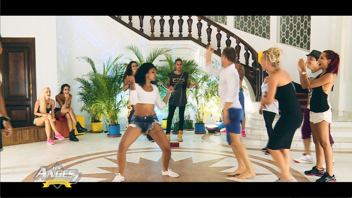LesAngesTV's tweet photo. #Jessica l’a tué !! #LesAnges7 #BattleDesAnges http://t.co/kIHkpwLTI3