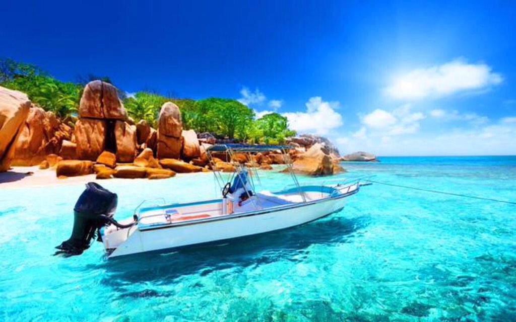 DopePIaces's tweet image. Let's take a trip to Seychelles 😍🌴☀️
