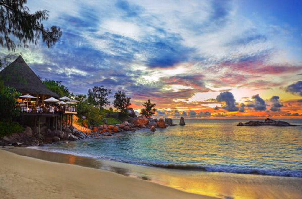 DopePIaces's tweet image. Let's take a trip to Seychelles 😍🌴☀️