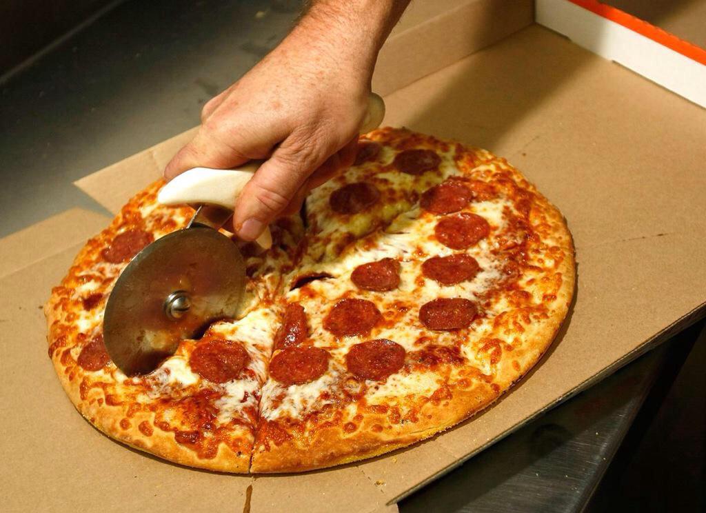 unloyalfinn's tweet photo. #Cut4Zayn im hungry anyways http://t.co/WBGwxRAfiG