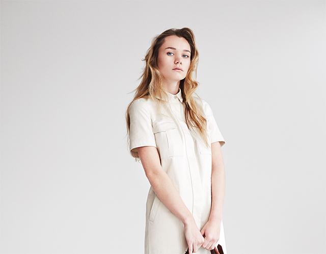 InsideJigsaw's tweet photo. @Grazia_Live's @gemmajonks discovers the utility influence on our #SS15 collection: http://t.co/JTNjJQrcJO http://t.co/JTKH4jotZb