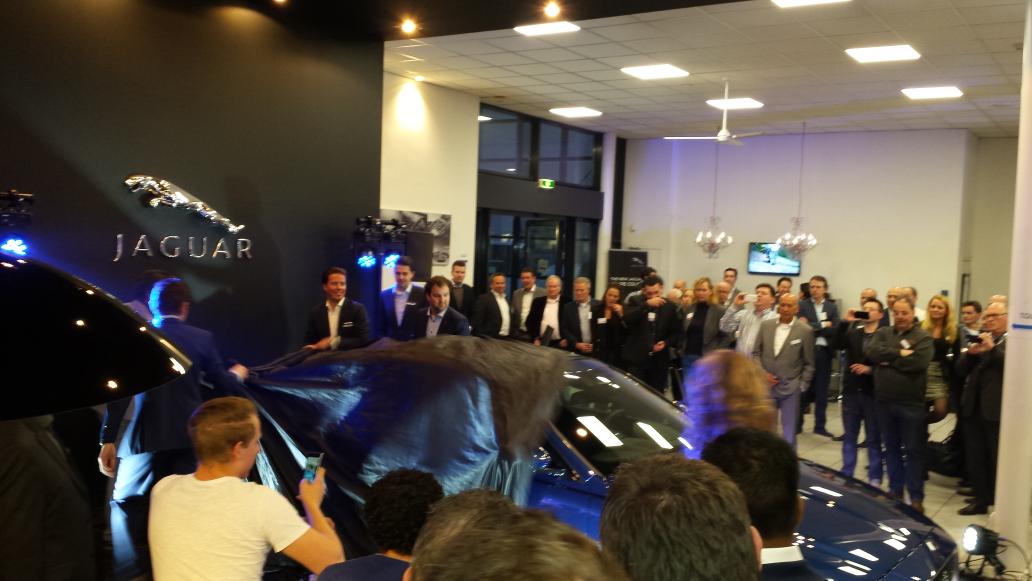 Habraken's tweet photo. Zojuist de nieuwe jaguar xe onthuld op de #bobborrel in den bosch http://t.co/geR4J4Sm5b