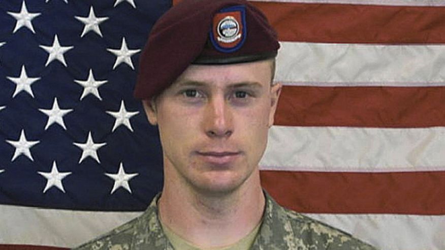FoxNews's tweet image. MORE: Bergdahl to be charged with desertion, official says. fxn.ws/1btVX9p