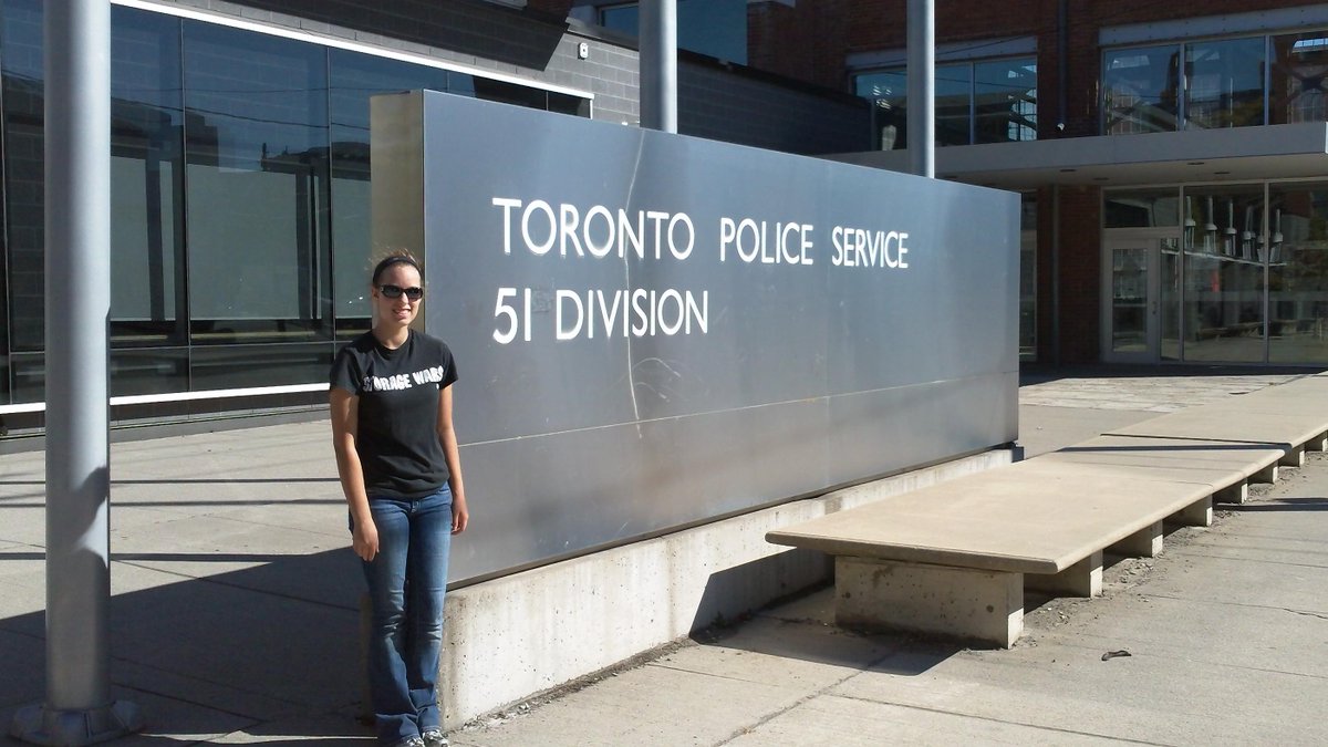 @kswabey In Toronto where division 51 becomes #division15 #RookieBlue #exteriorshots