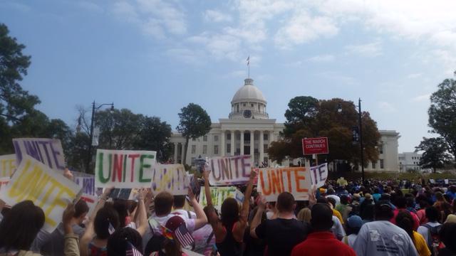 StudentsUnified's tweet photo. Marching for #VotingRights because #SelmaIsNOW #StudentsUNITE http://t.co/SqqN1VEYr0