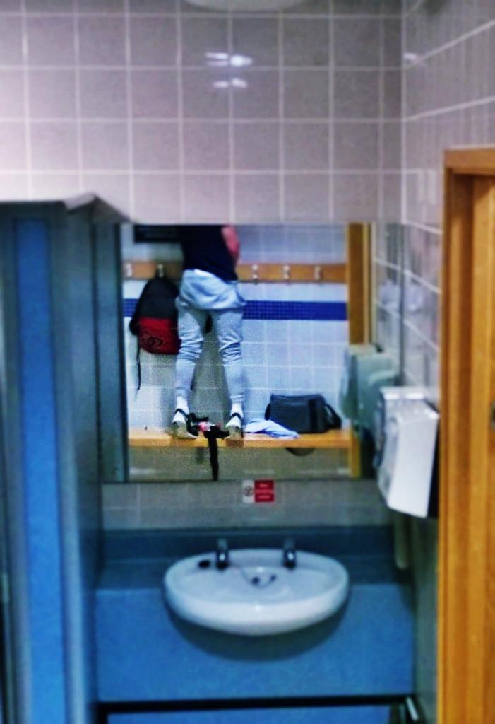 Now training calf's 3 times a week and quads 2 #leg #gains #high #rep