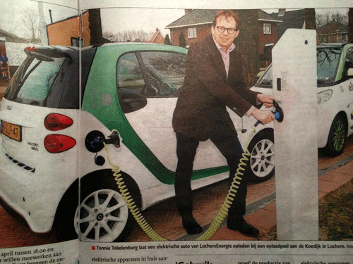 Test stroomnet Lochem. Uniek in NL! Gaat stroomnet buigen of barsten? @tonnieuutlochem aan de laadpaal!