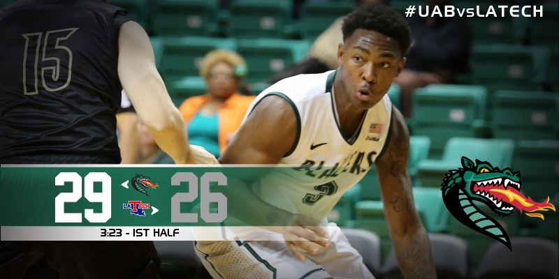 UAB_MBB's tweet photo. We’ve reached the 3:53 mark of the first half, where @UAB_MBB leads Louisiana Tech, 29-26. #GoBlazers #UABvsLATECH http://t.co/QGPZS7j5Ld