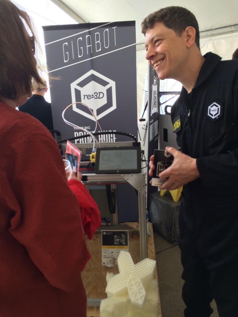 rexstjohn's tweet image. .@sxsw robotics and maker goodness #Makesoftware