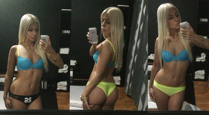 Getting ready for... #RealBitchSelfie http://t.co/gjxb6k3pss<a href="/tag/realbitchselfie"class="tags">#RealBitchSelfie</a>