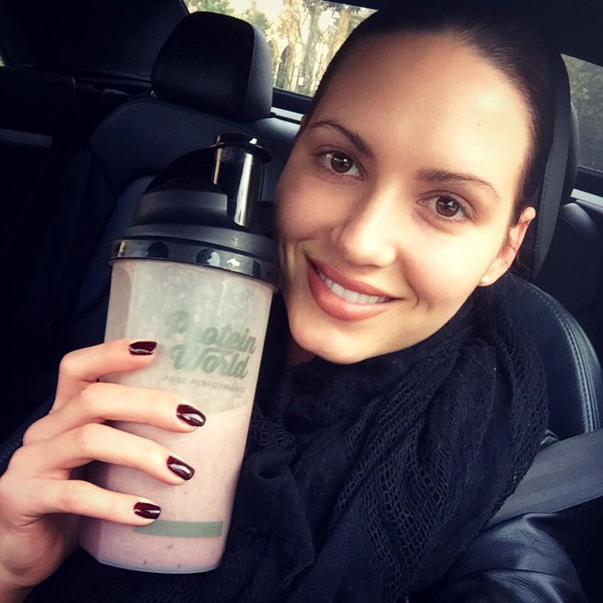 Take it with me while I'm busy running around @ProteinWorld #chocolate flavour #protein the flavour is<a href="/tag/protein"class="tags"><span>#protein</span></a><a href="/tag/chocolate"class="tags"><span>#chocolate</span></a>