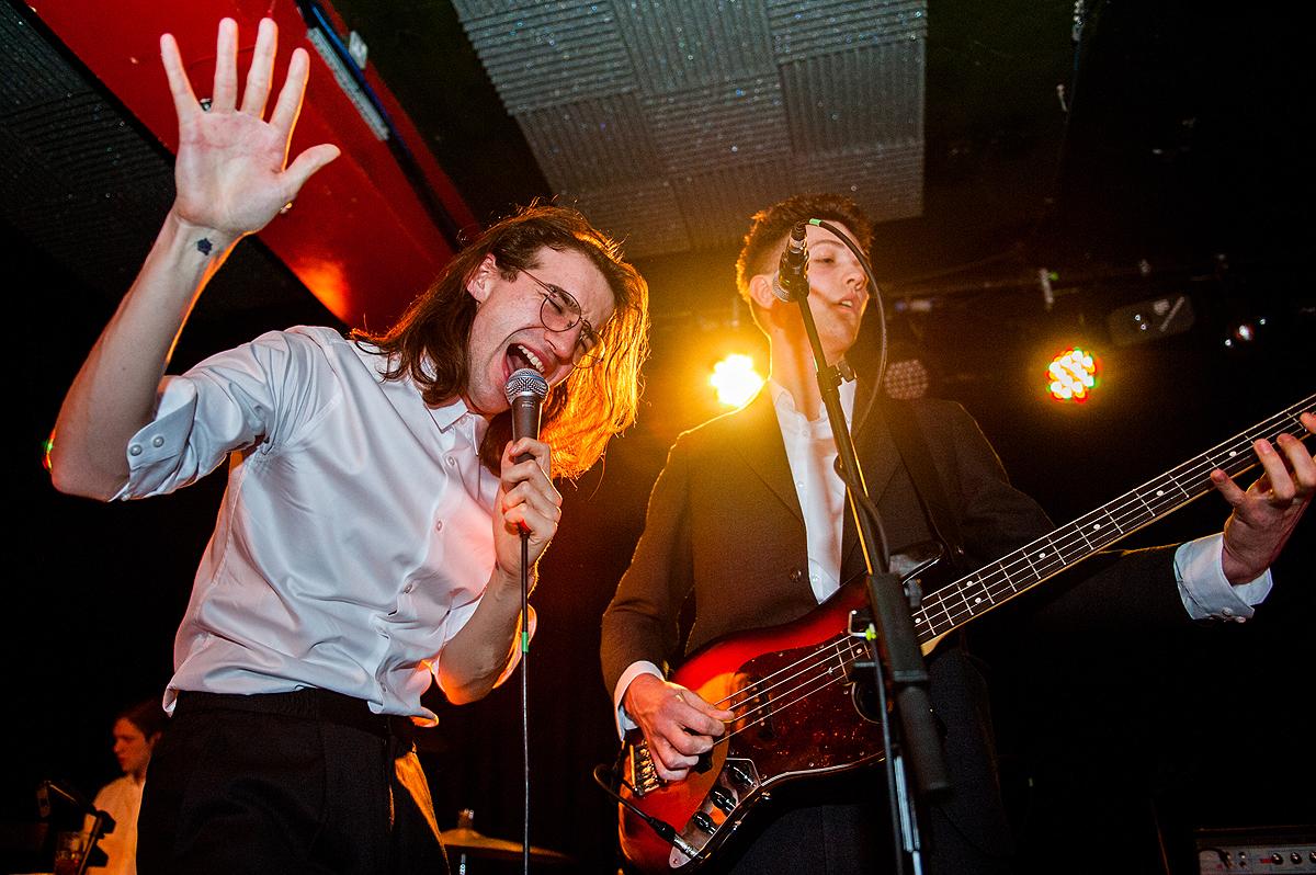 bestfitmusic's tweet photo. See @Spector last night behind the scenes at @TheLexington by @gaelleberi here: http://t.co/94RbWByUHi @CarolineIntl http://t.co/iq0CYk2mTp