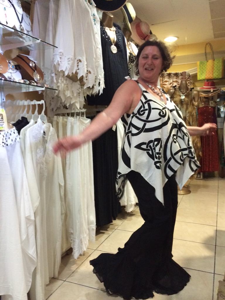 LolaCozumel's tweet photo. Happy customer! #RealLifeModels
Gypsy Black Pants & Top
Sea shell Necklace &bracelet #LolaBoutique #Cozumel #shopπππ http://t.co/8nIto7sQew