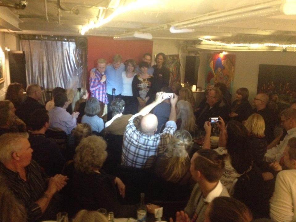 thelenafrisk's tweet photo. Helt fullsatt på premiären av MACKs bakficka ikväll! @MalmoComedyKlub http://t.co/2YBiTp7X5s