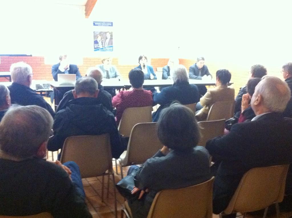 Beatrice_Pavy's tweet photo. Béatrice Pavy Morançais soutient les candidats @ensembleSarthe ! Ce soir à Ecommoy @schevallier http://t.co/hY6vc772mZ