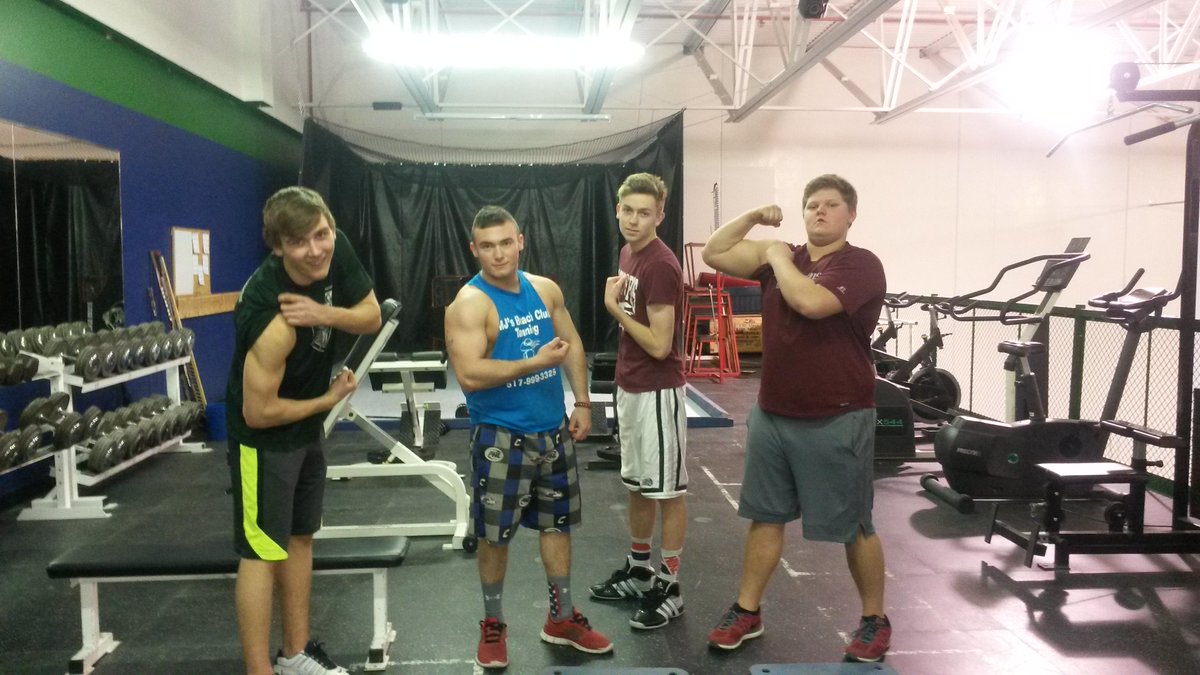 ElevAthletica's tweet photo. #NoonCrew @25Bauer @FlyGuyTyPie @LawrencrRyan & Dillon.
On their grind. #FillThisPlace http://t.co/IOPfxXF2hD