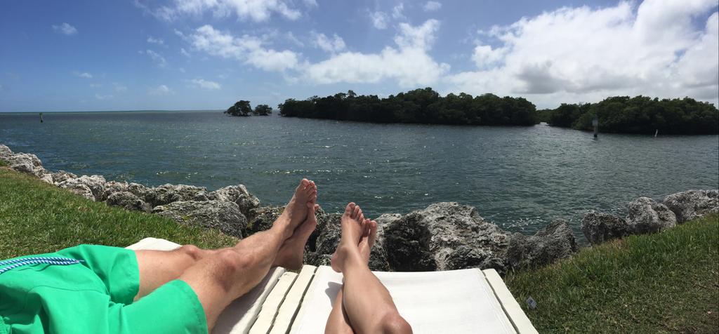 Ahhh! Sunshine @ Ocean Reef! Feels great to defrost...