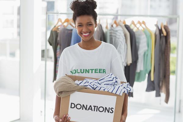 Boxes2move's tweet photo. #BDIB Are you a fashion blogger with an ever expanding wardrobe? Join our charity campaign! http://t.co/4Mam1AdwbU http://t.co/IVRhplvmxJ