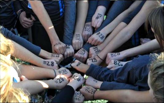 wis10's tweet image. See how @JackEnright2's classmates are supporting him -- COMING UP on #WIS10 News at 5PM. #PrayForJack #PrayFor28