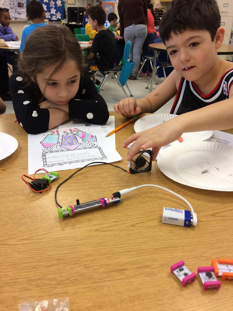 wildcolts's tweet image. @DonorsChoose thx for providing opportunity for stdnts to explore @littleBits &amp;amp; #MakeyMakey on #Dlday #communityhelps