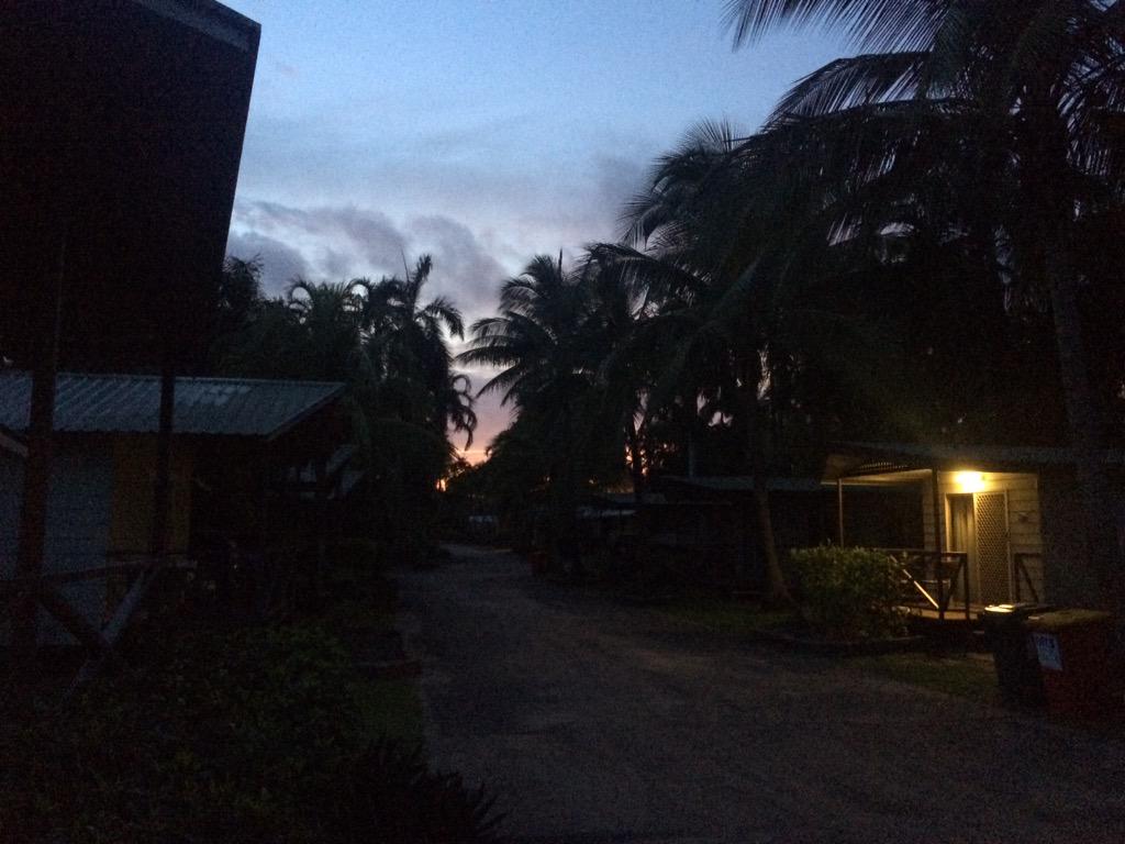hillyshoist's tweet photo. @marcusdsfacts @DaylightTimes this is Darwin 0630 this morning! #wakeupQLD http://t.co/ec8ecETyGK