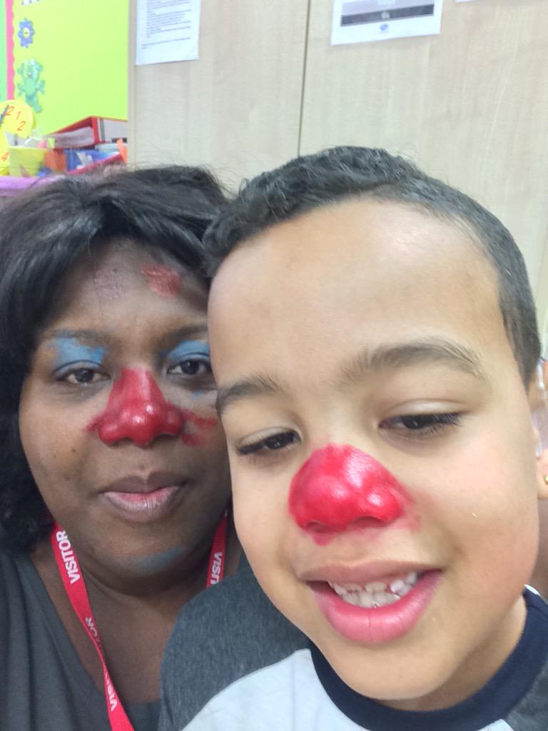 lozally's tweet photo. #RNDFace Loving the show and let my son do my make up today!! 😜 He enjoyed showing off his red pants too 😂👍 http://t.co/EdEdSPJa2o