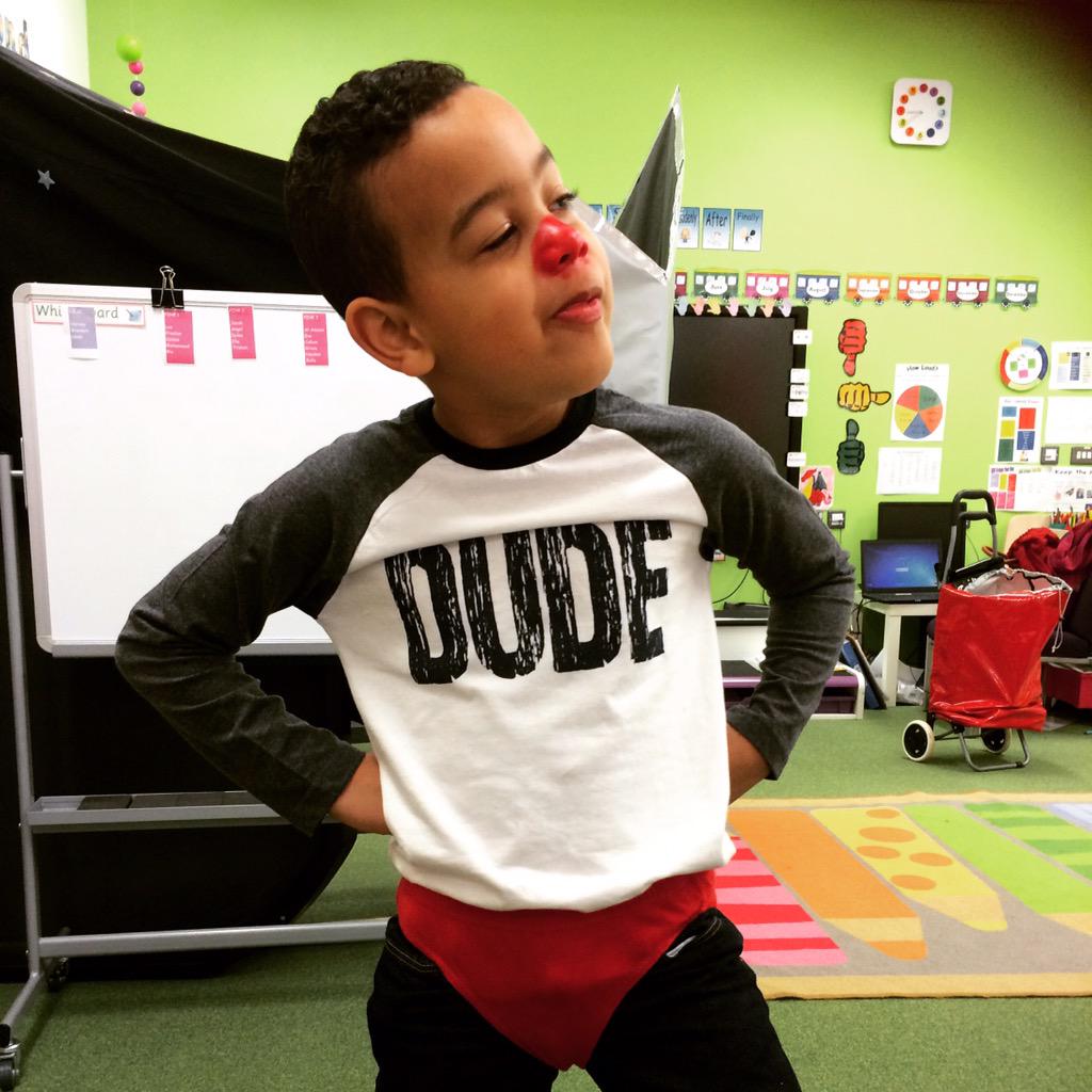 lozally's tweet photo. #RNDFace Loving the show and let my son do my make up today!! 😜 He enjoyed showing off his red pants too 😂👍 http://t.co/EdEdSPJa2o