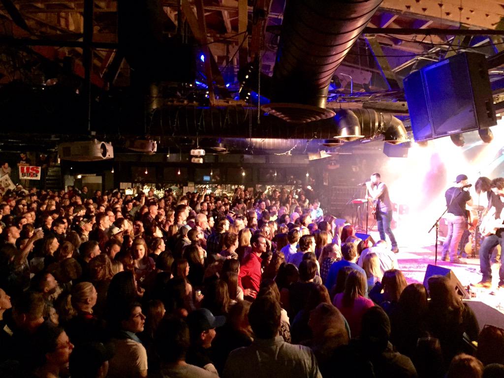 JoshMcKeeMusic's tweet photo. Had a blast guitar slingin for @ZachDuBoisMusic opening for Old Dominion in Chicago last night w ol @dbowen6i drummin http://t.co/xiZvfuN6OR