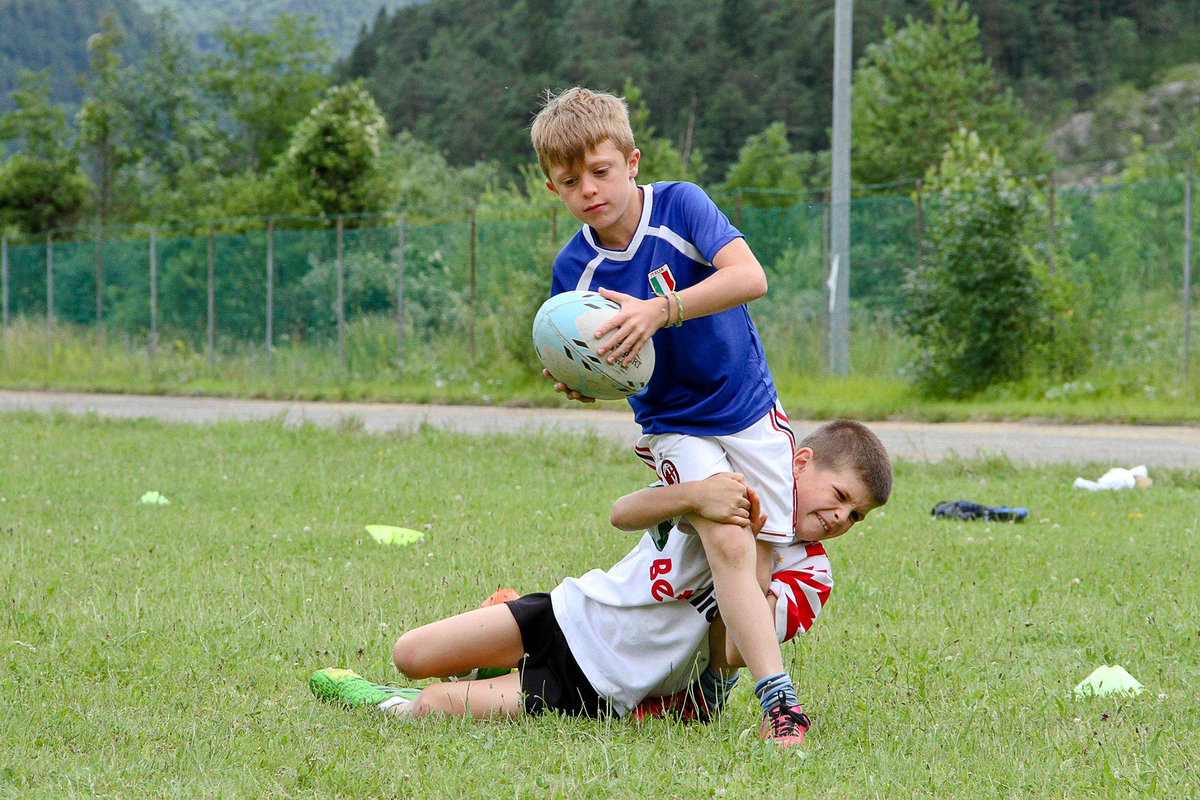 Che #placcaggi spettacolo al #Rugby #Camp #Valtramontina !!!
Guardali tutti su
facebook.com/rugbycampvaltr…