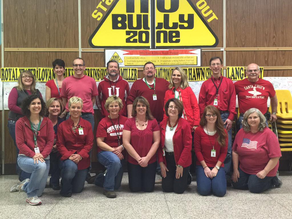 JessicaBarkby's tweet photo. We're #Red4ed! #IamISTA #ISTAstrong #pauseaccountability http://t.co/239wdG890g