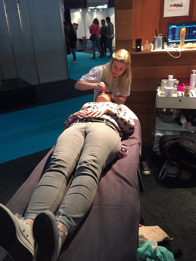 wellnessfc's tweet photo. Morgen staan onze studenten weer voor u klaar tijdens @VrouwBeurs ! http://t.co/qDrgwSNC16