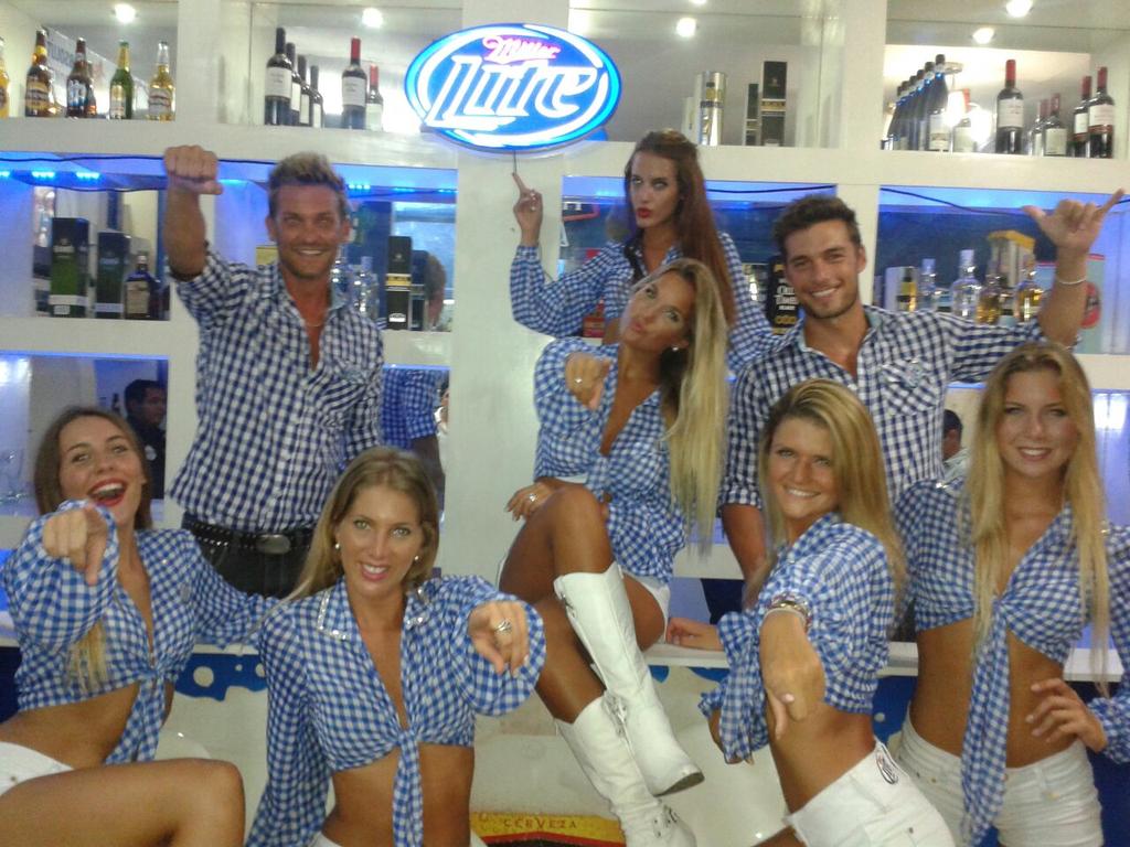 MillerLiteEc's tweet image. Desde Loco Bar en #Manta Beach, #GoForIt con la auténtica Lite