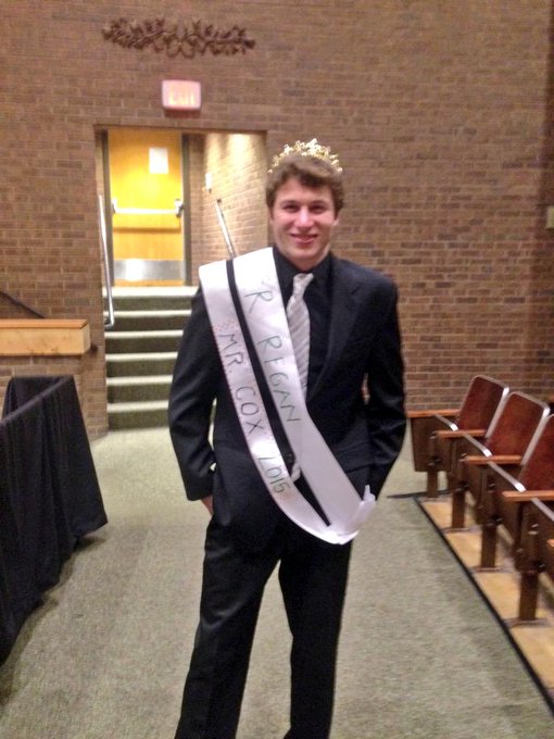 Congrats to my little bro for winning Mr. Cox ! http://t.co/L71RpOaVV1<a href="/tag/mce"class="tags"><span>#mce</span></a>