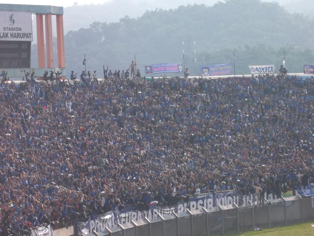 badboysbdg_'s tweet image. Sampai saat ini kami masih Persib..happy bestday #82thPersib