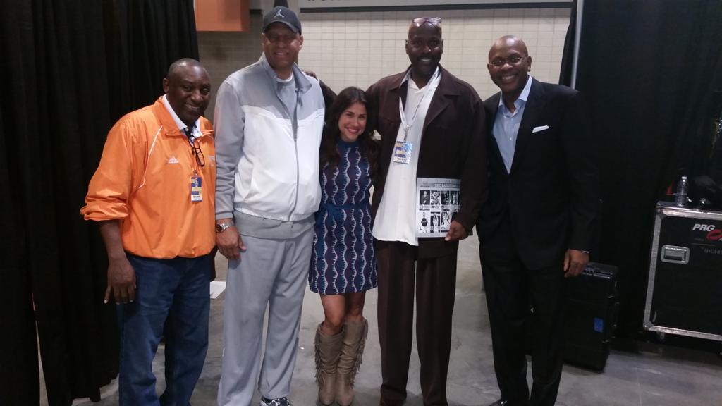 RachelBaribeau's tweet photo. One of these things is not like the other one. 😜 #SECMBB @SiriusXMCollege #section91 #connectedlife #SECLEGENDS2015 http://t.co/6QRNNT02KL