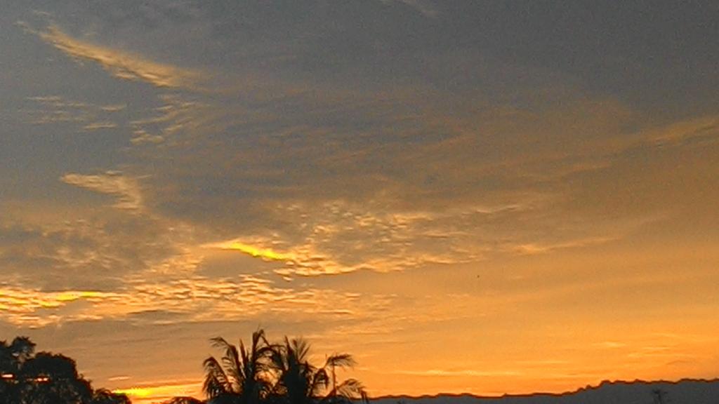 FarrelPatra's tweet photo. Senja di Sleman.. http://t.co/BB0wdJ1LkL