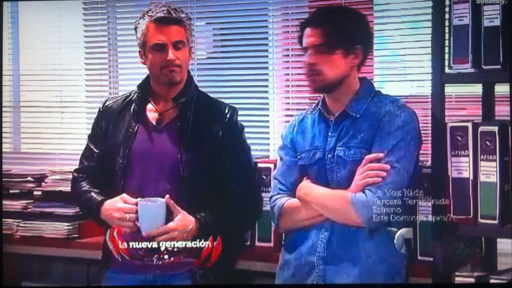 DSoldanoFCOUsa's tweet photo. "@DSoldanoFCOChi: Que gran trabajo hiciste como Pablo👏 orgullosa de ser tu fans😍 Te Amamos💘😚 @DiegoSoldano http://t.co/EWKojbjlL5”we love u