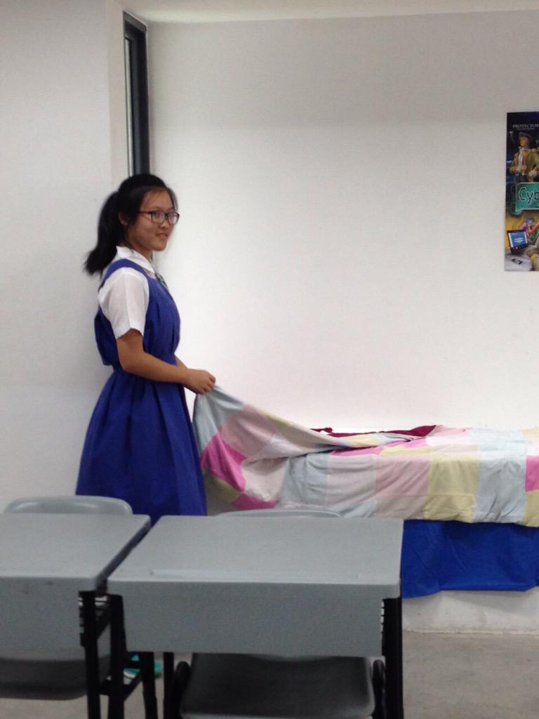 sngspurifier's tweet photo. Helping to tidy up the place when it was messy #sngsgrace #sngs215 @TWL_sngs 
Sherise 3P http://t.co/UgLZd6T0ki