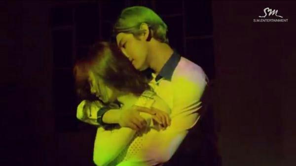 FiyuaSiwonest's tweet photo. Changmin tvxq & GuHyeSun kebangetan romantisnya! Nyesek luar dalem haha #SheSoHigh http://t.co/S9y9luuIIB