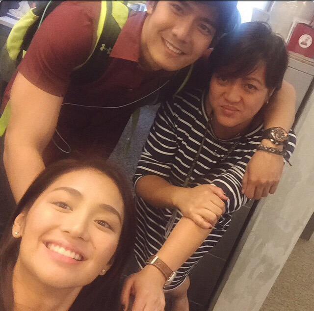 benrardokath's tweet photo. Hi birthday girl! π smile with teeth naman jan! π@whengcorpuz https://t.co/narfb6y7Zb #Robiii http://t.co/yLzncDLYw5