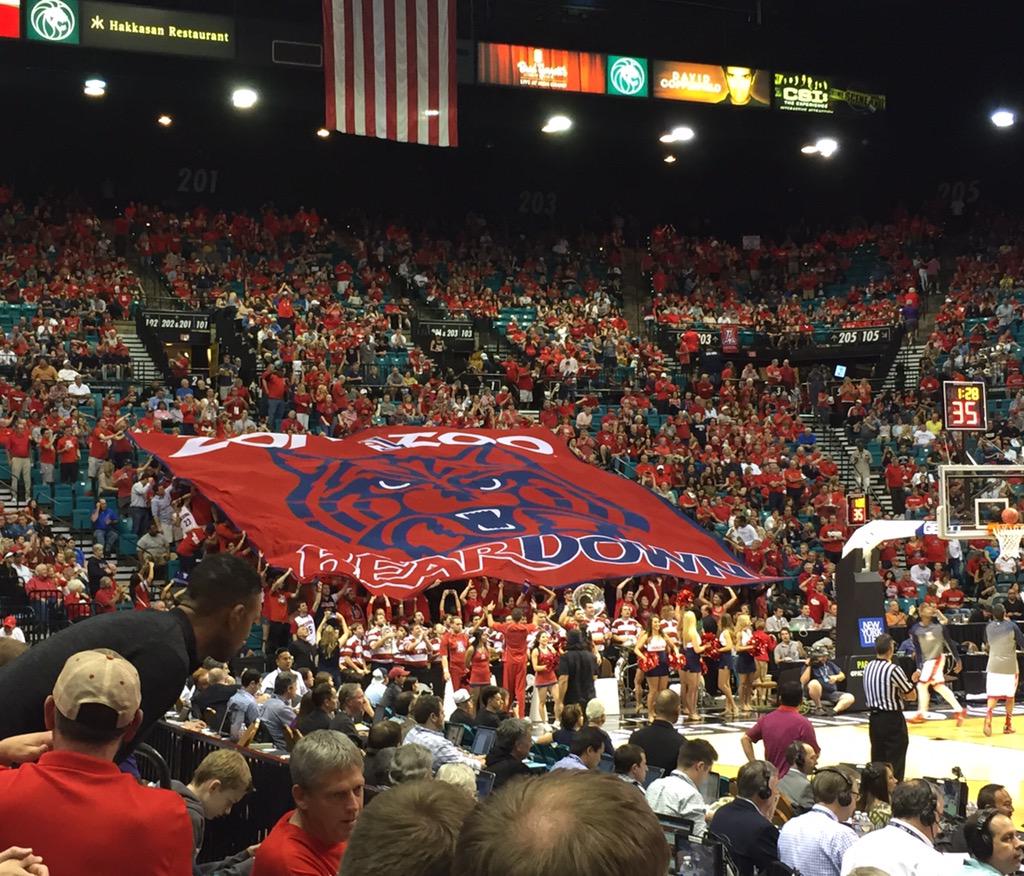 Melanyb12's tweet photo. Look at that #zonazoo spirit - let's go #wildcats #wildcatforlife #beardown @UofA http://t.co/OgDDooOarW