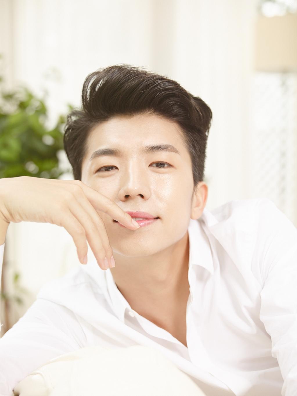 CABjyf2UUAAOa-H.jpg:large