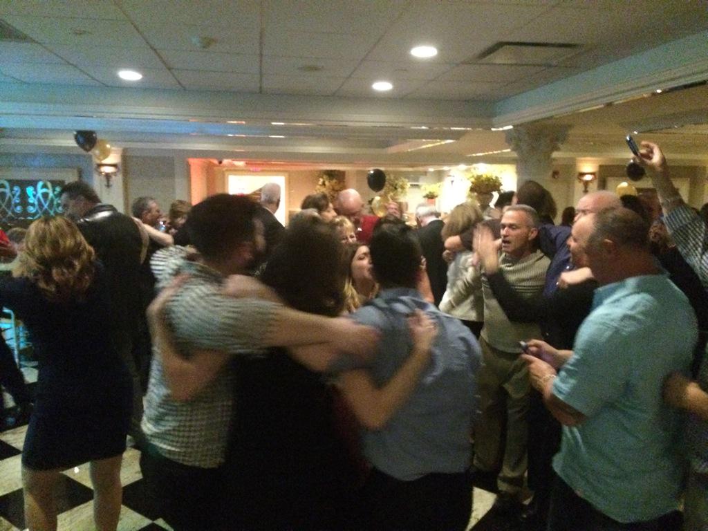 anjomedia's tweet photo. Just wrapped up shooting photos for Darla's 50th Birthday party. Lots of fun and energy! http://t.co/twfeaJcTLl http://t.co/ssgvOHnNc2