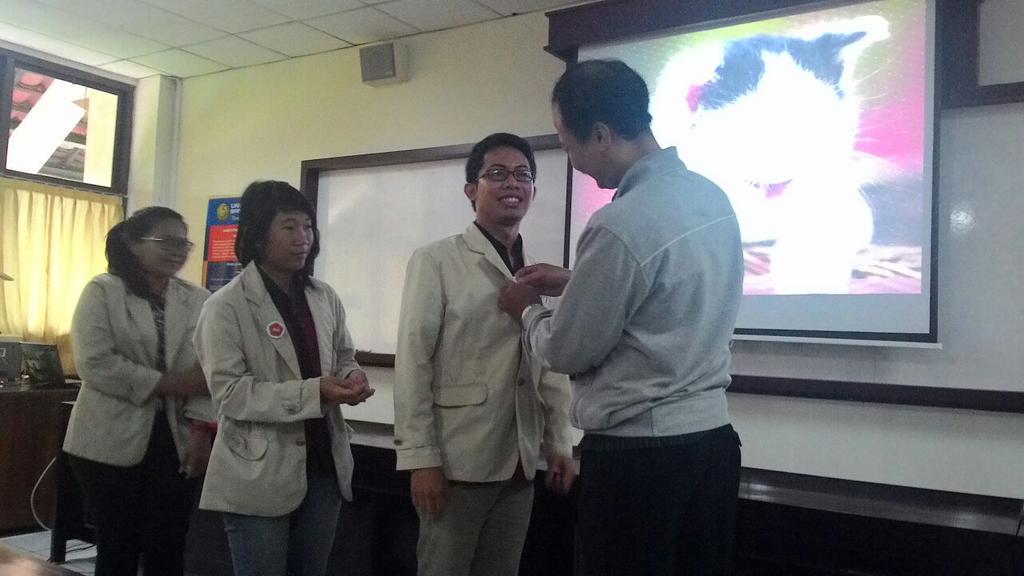 Serah terima jabatan <a href="/DPMF_FarmasiUSD/">DPMF Farmasi USD</a> dan @bemfarmasiusd ...