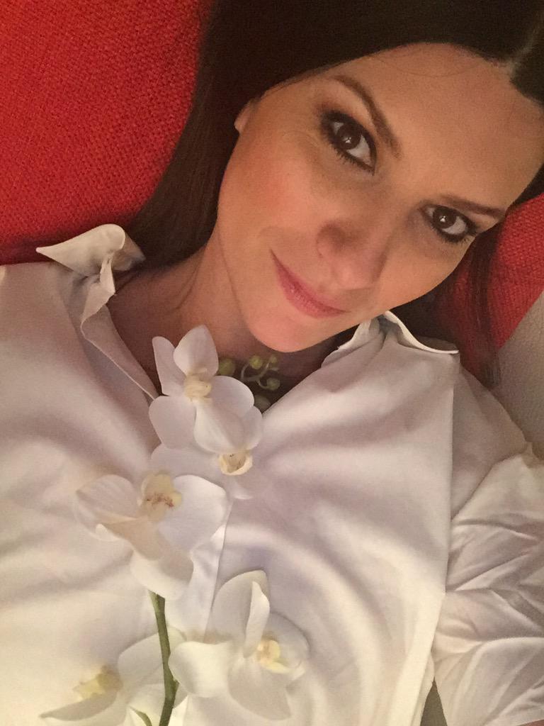 LauraPausini's tweet photo. http://t.co/CvVfujw8r4